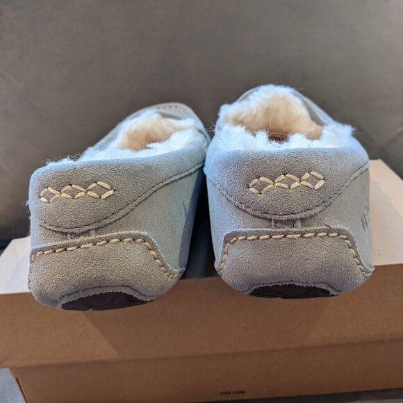 NEW UGG Ansley slippers, grey, size 7 - Picture 3 of 6